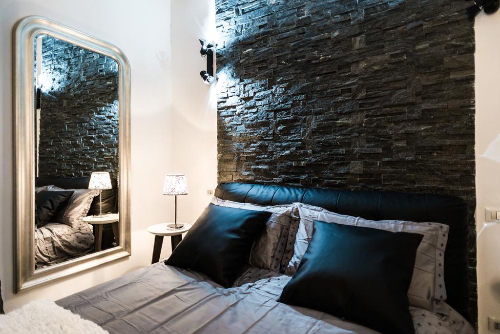 Trevi & Pantheon Luxury Rooms Rome Room photo